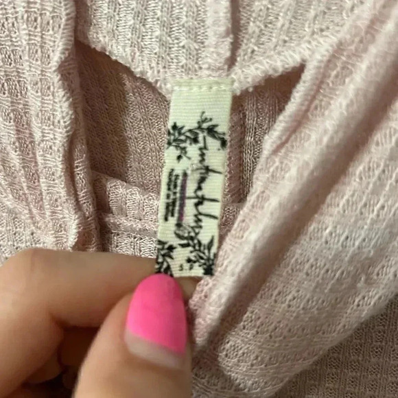 NWOT Free People Pink Skyline Thermal Ribbed Ruffle Trim Mock Neck Top S - Picture 6 of 7